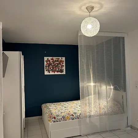 Joli Confort Apartment *